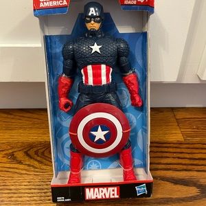 Marvel Captain America Action Figure Toy. New in box.